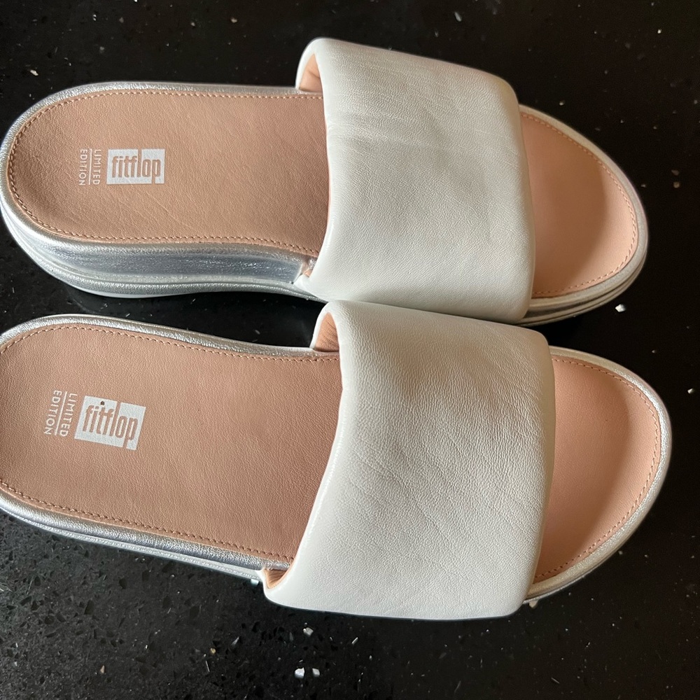 Fitflop Loosh Luxe Pool Slide
